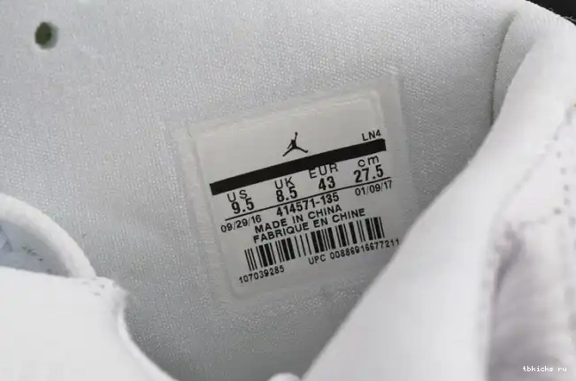 Reps TB white 13 JORDAN 
